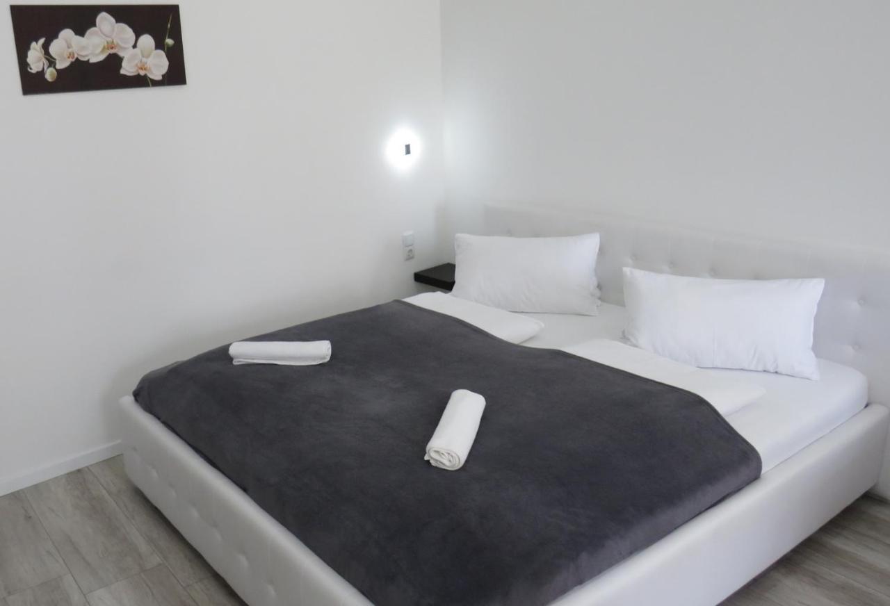 Aqua Wellness Apartments Hajduszoboszlo Ngoại thất bức ảnh