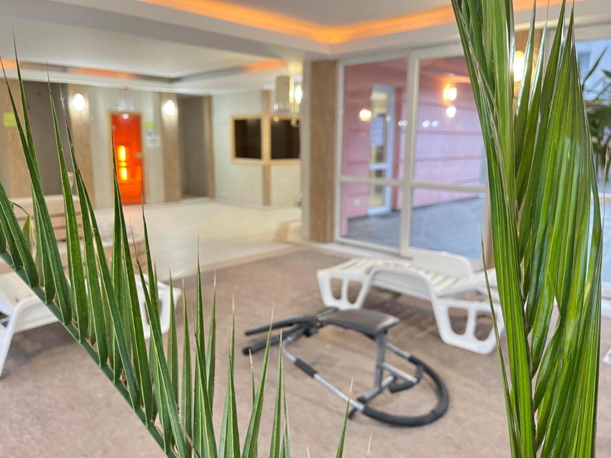 Aqua Wellness Apartments Hajduszoboszlo Ngoại thất bức ảnh